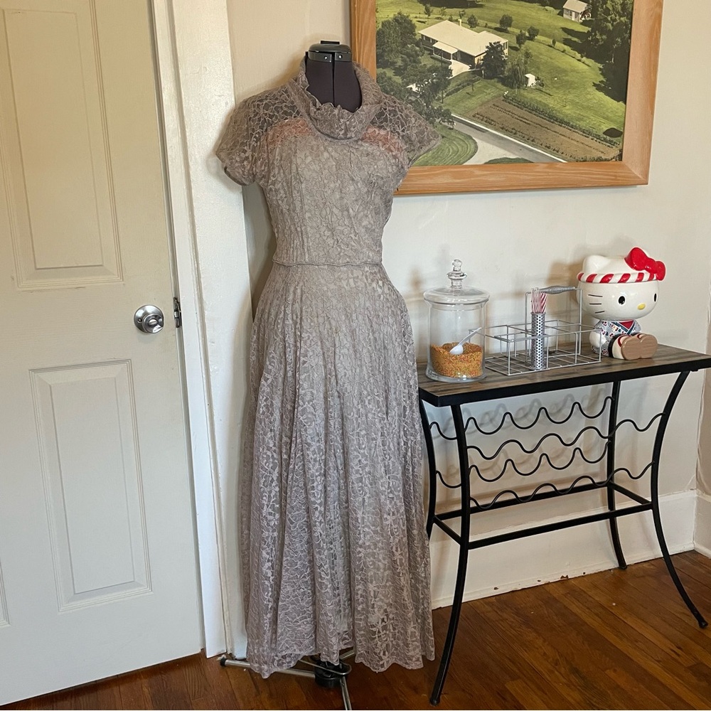 Nona Original Vintage 1950s Lilac Lace Velvet Cowl Neck Short Sleeve Formal Maxi